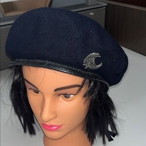 Source Unknown Midnight Blue Beret with Metal Pin